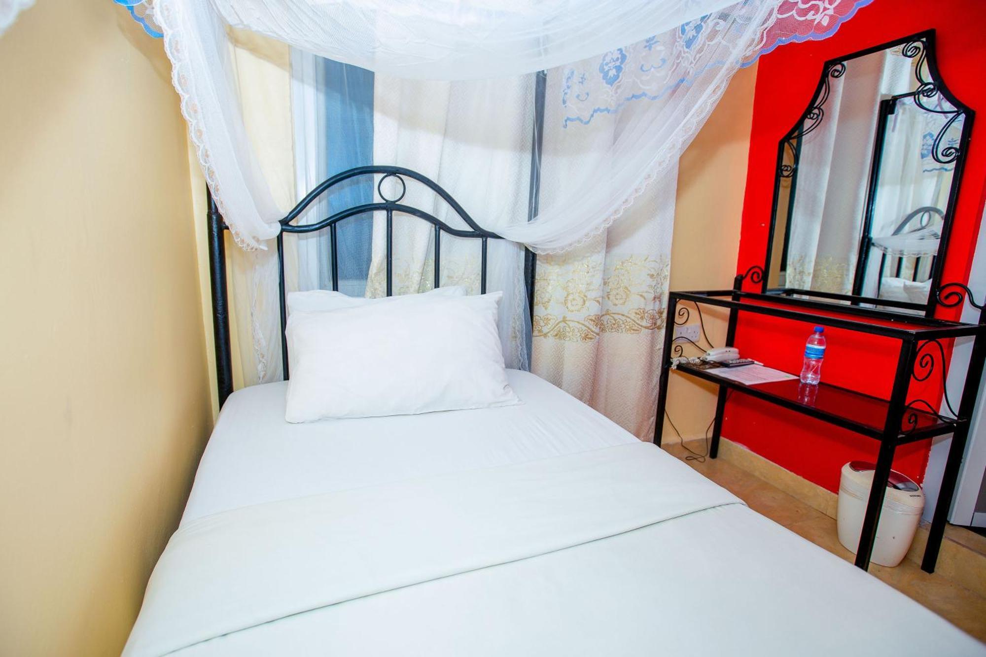 Kays Lodge Dar es Salaam Luaran gambar