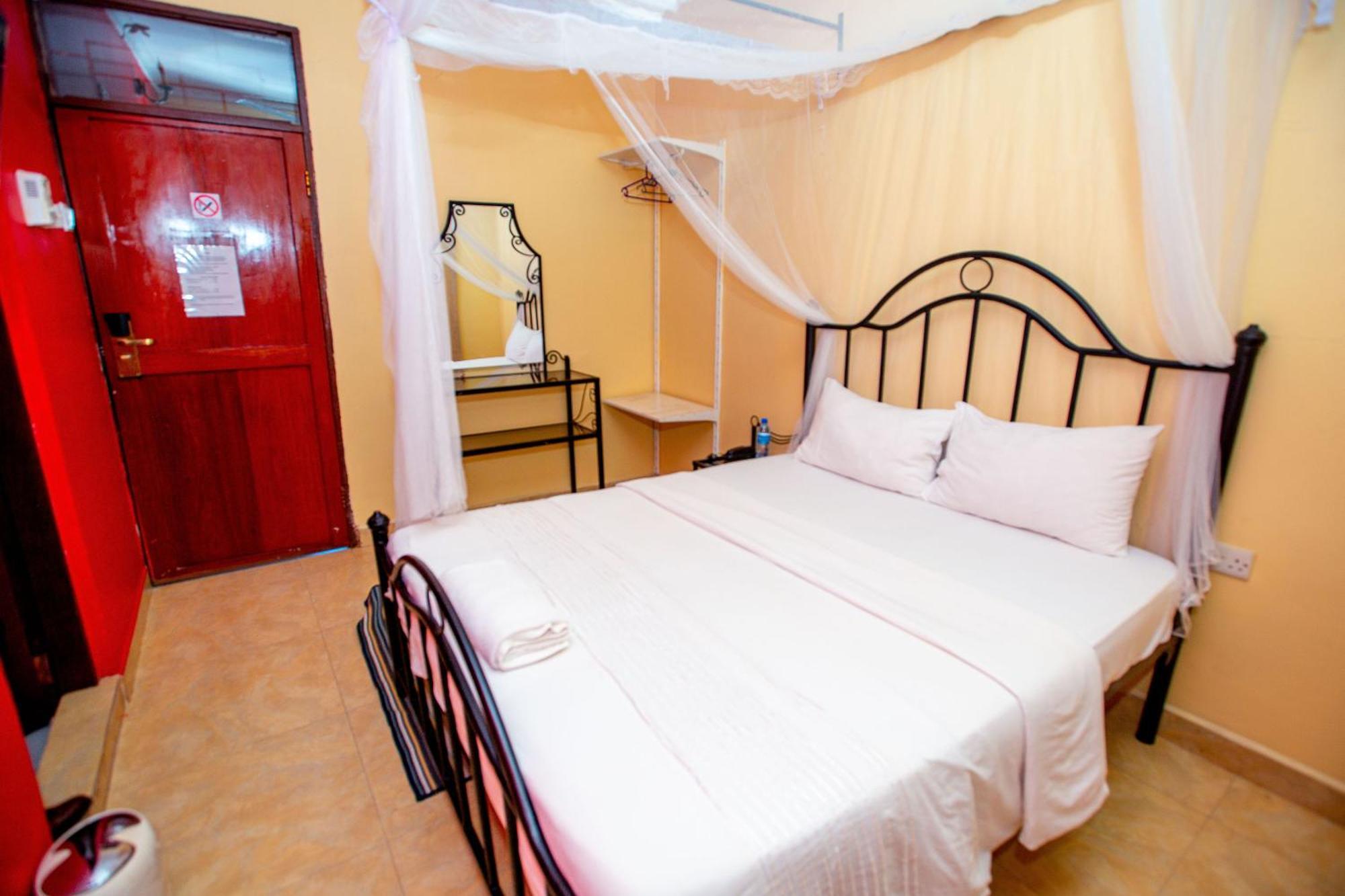Kays Lodge Dar es Salaam Luaran gambar
